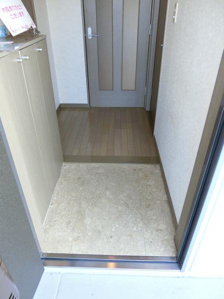 レジデンス・ヒロ(玄関)