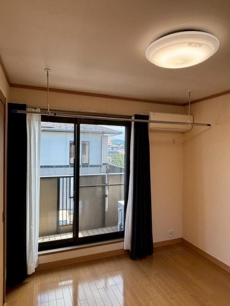 アップフィールド