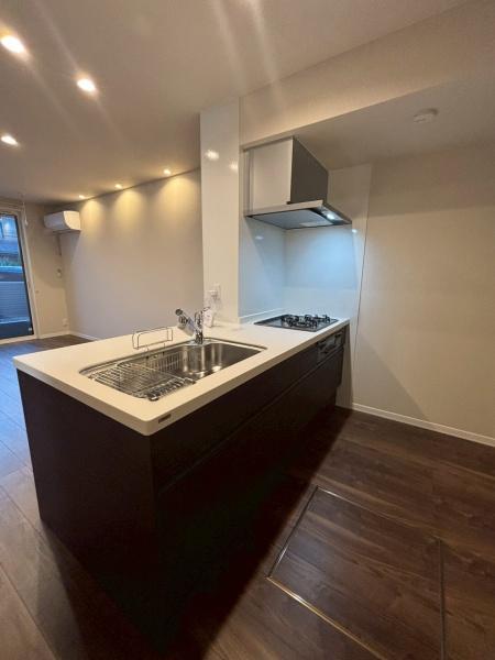 フィオリータ西今