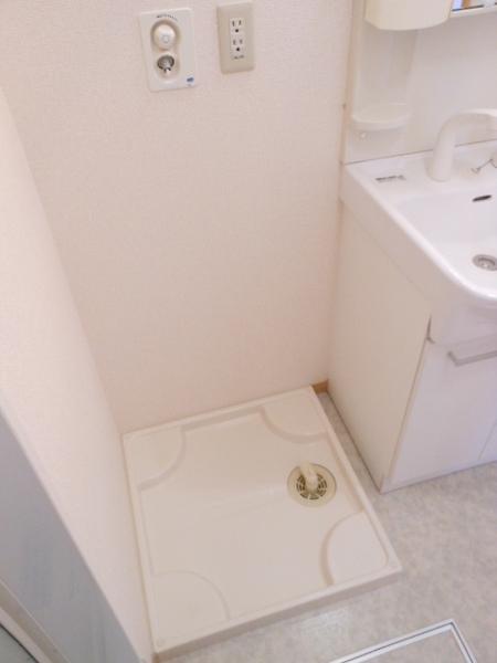 ＥＡＳＴ　ＮＯＮＡＭＩ拾番館