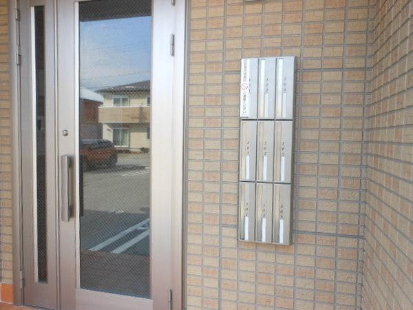 ＥＡＳＴ　ＮＯＮＡＭＩ拾番館