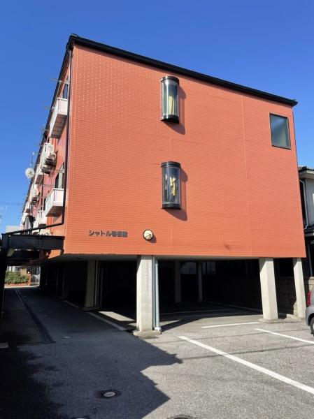 シャトル壱番館