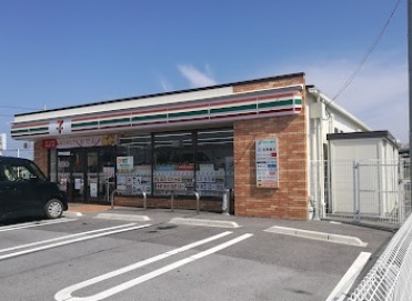 オークハイツＦ棟(セブンイレブン彦根日夏店)