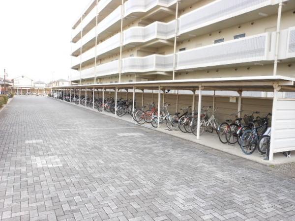 サンタウン竹鼻Ｂ