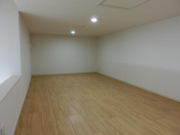 Ｒｉｒｉａ　７６