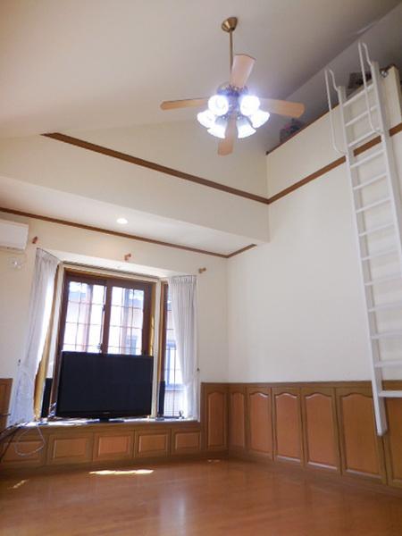 米原市下丹生　一軒家