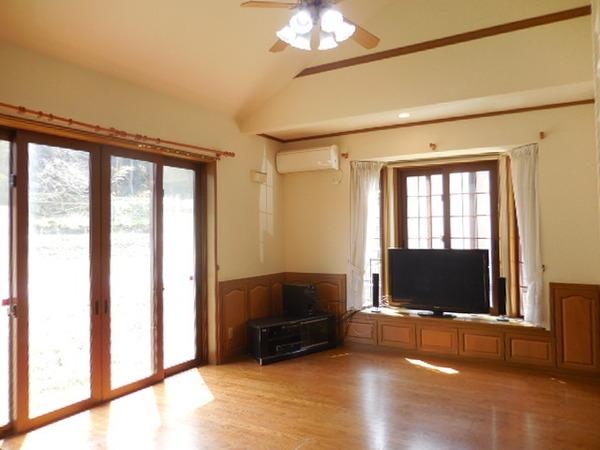 米原市下丹生　一軒家