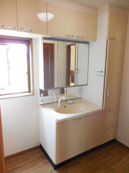 米原市下丹生　一軒家