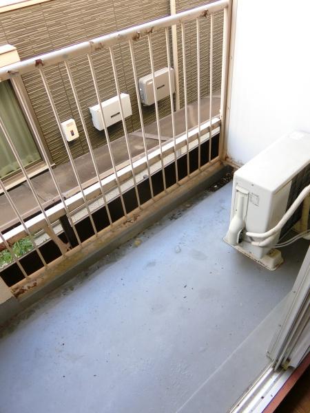 シャトル城町