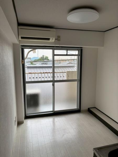 シャトル城町