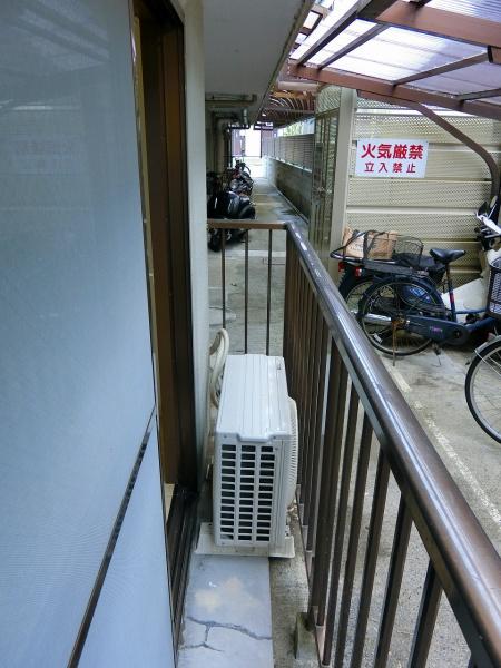 シャトル城町