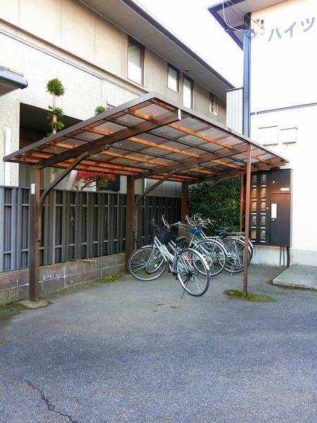 ハイツ川端