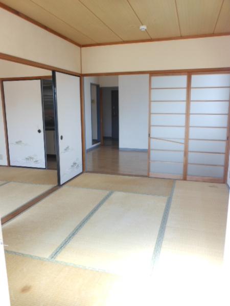 武山ハイツ