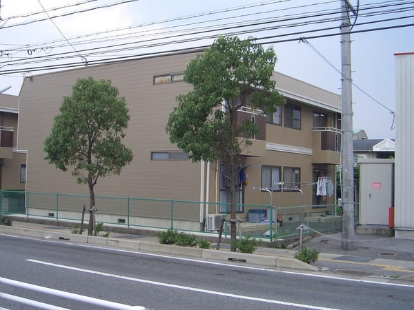 レークハイツ西今