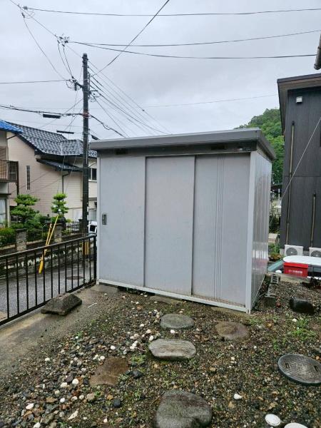 米原岩脇　貸家