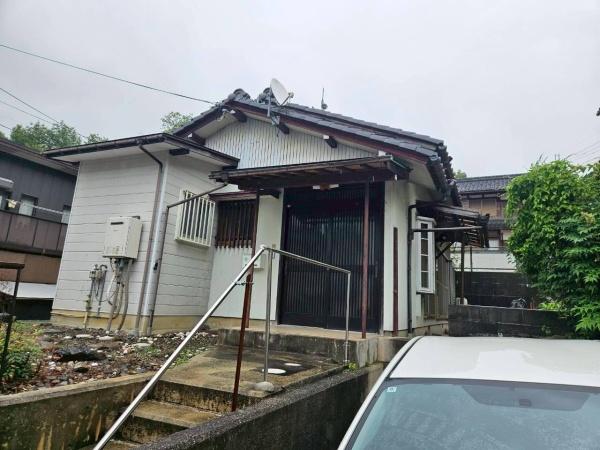 米原岩脇　貸家