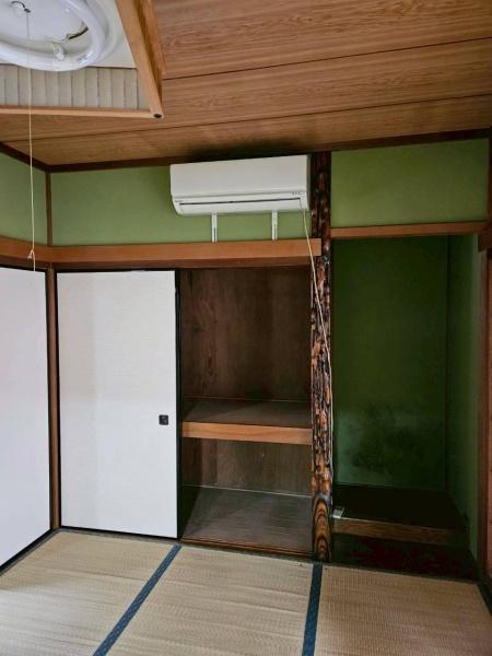 米原岩脇　貸家