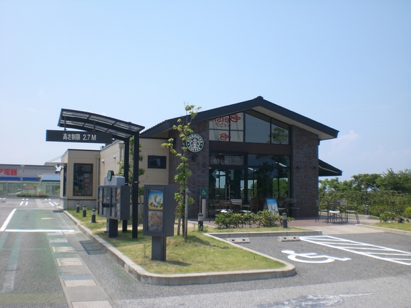 ＥＡＳＴ　ＮＯＮＡＭＩ弐番館(スターバックスコーヒー)