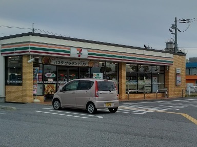Ｇｒａｎ　ｌａｇｏ(セブンイレブン長浜馬車道通り店)