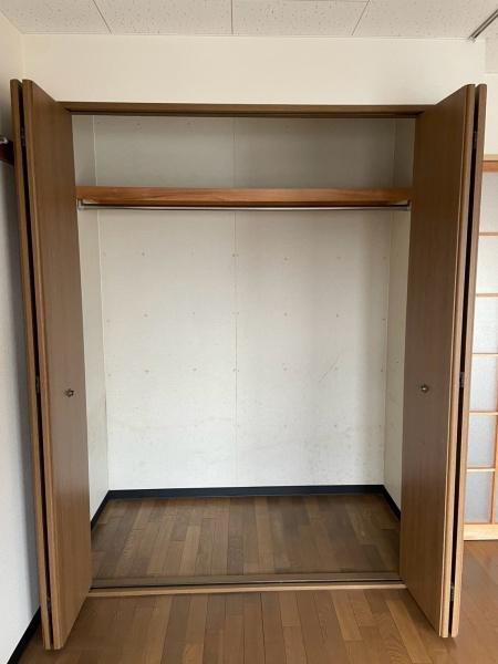 シャトル弐番館
