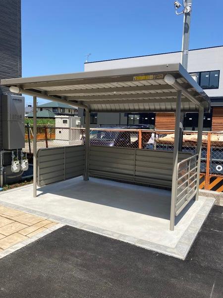 リス　ブロン
