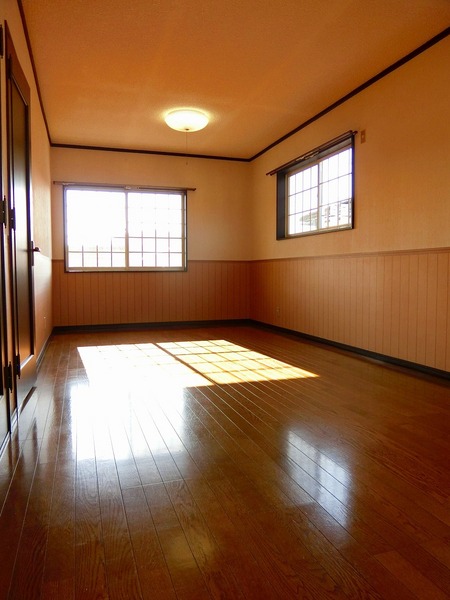 彦根市清崎町の貸家