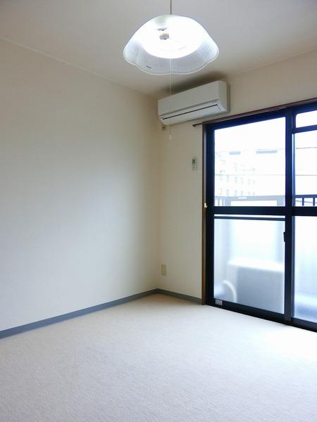 彦根市西今町のマンション