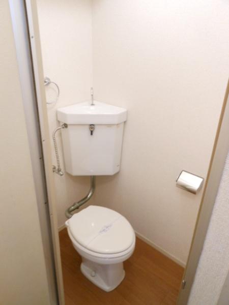 ウワトハイツＡ