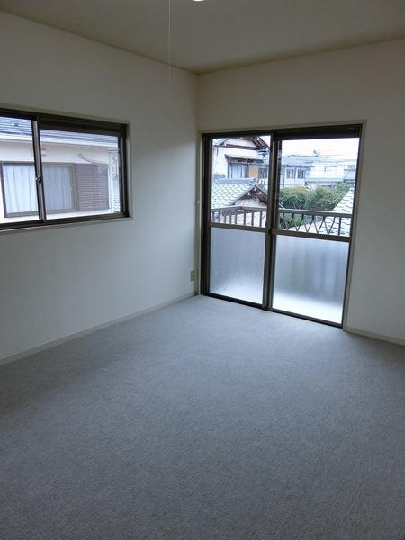 彦根市西今町の貸家