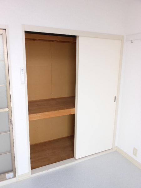 彦根市栄町１丁目のアパート