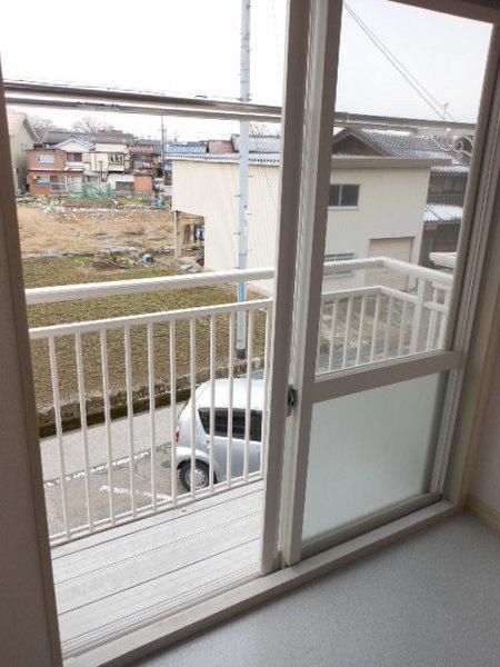 彦根市栄町１丁目のアパート
