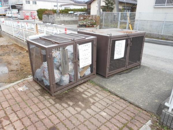 彦根市芹川町のアパート