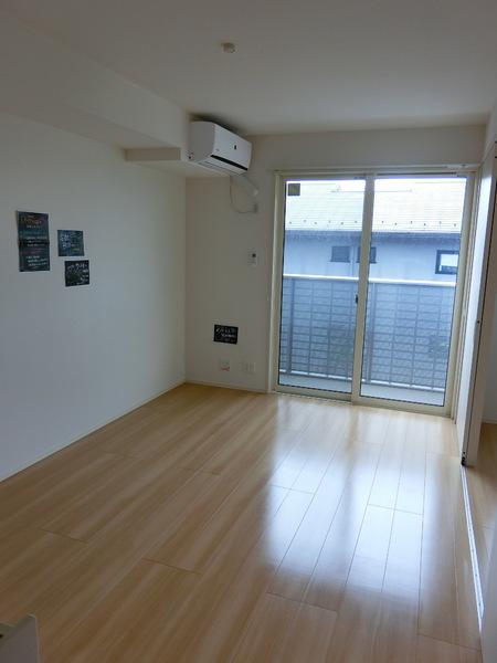 彦根市野田山町のアパート