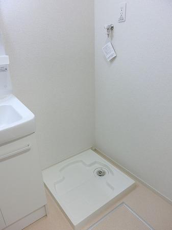 フォレストパーク・八番館