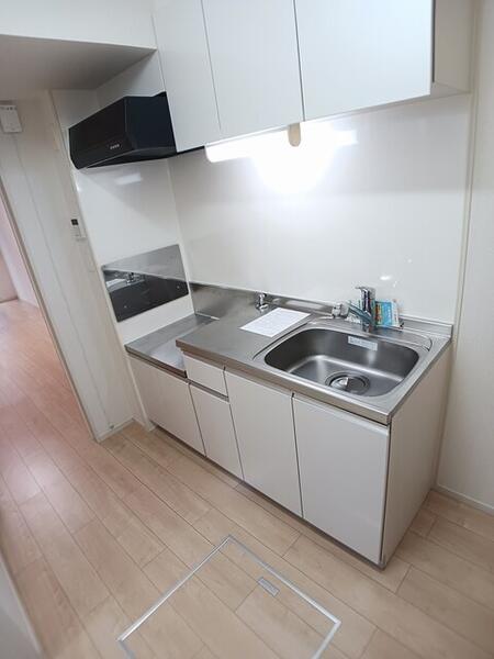 フォレストパーク・八番館