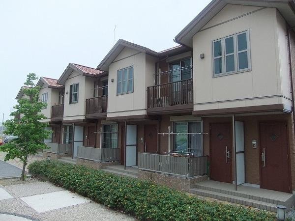米原市梅ケ原のアパート