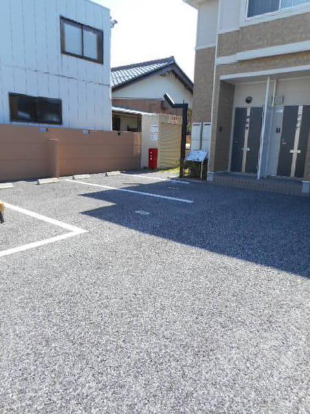 彦根市後三条町のアパート