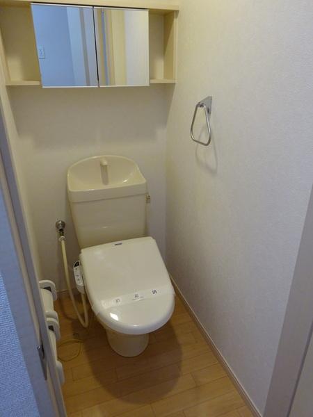 彦根市後三条町のアパート