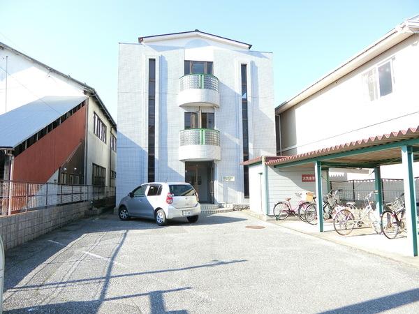 彦根市後三条町のマンション