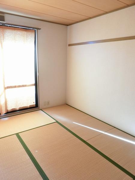 彦根市西今町のアパート