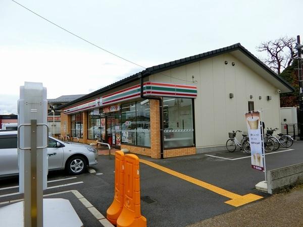 ハイツニューキモト(セブンイレブン中藪町店)