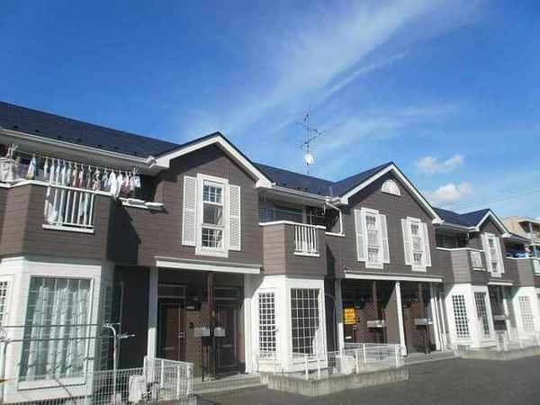 彦根市川瀬馬場町のアパート