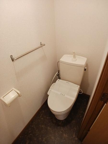 彦根市川瀬馬場町のアパート