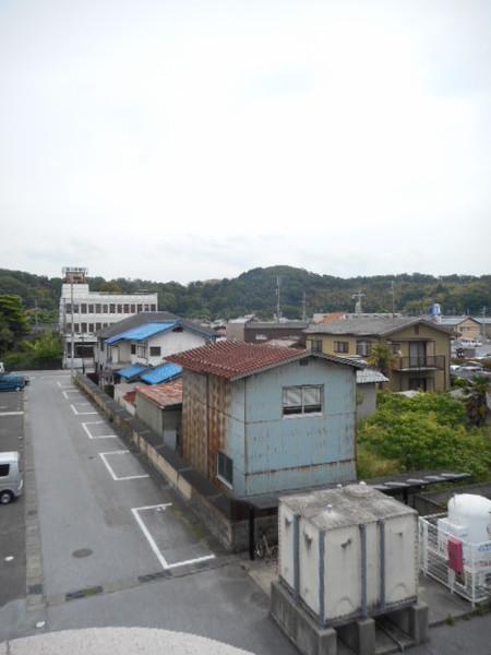 彦根市後三条町のマンション