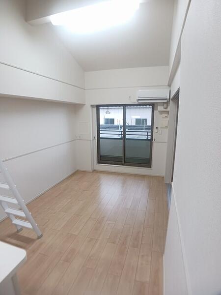 Ｒｉｒｉａ　７６