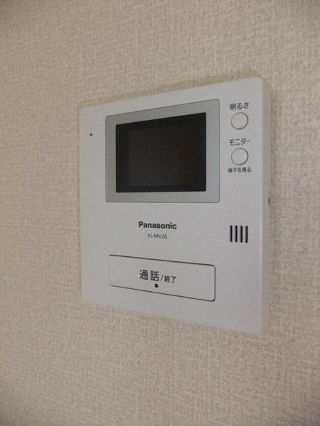 ボンヌ・シャンス　UN