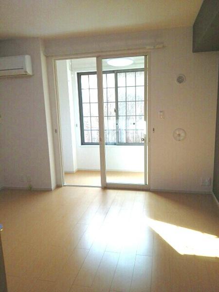 彦根市栄町２丁目のアパート