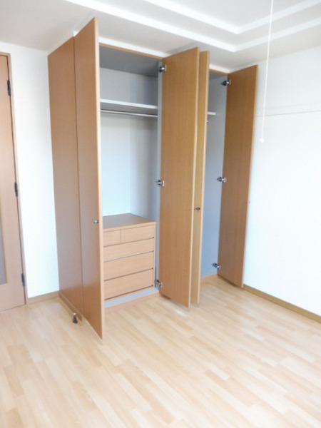 米原市宇賀野のアパート