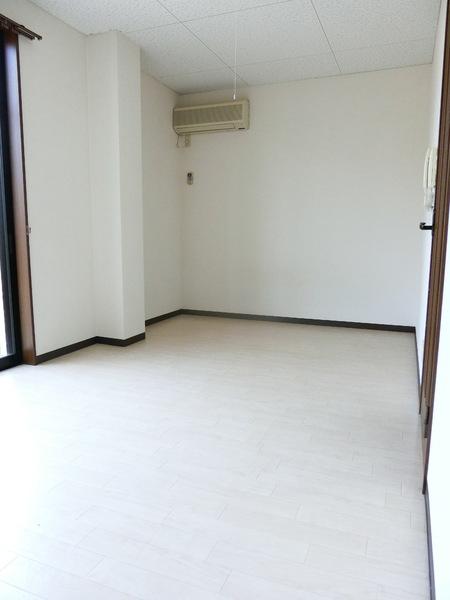 彦根市平田町のアパート