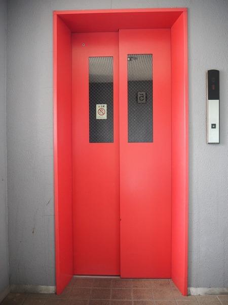 東近江市八日市清水２丁目のマンション